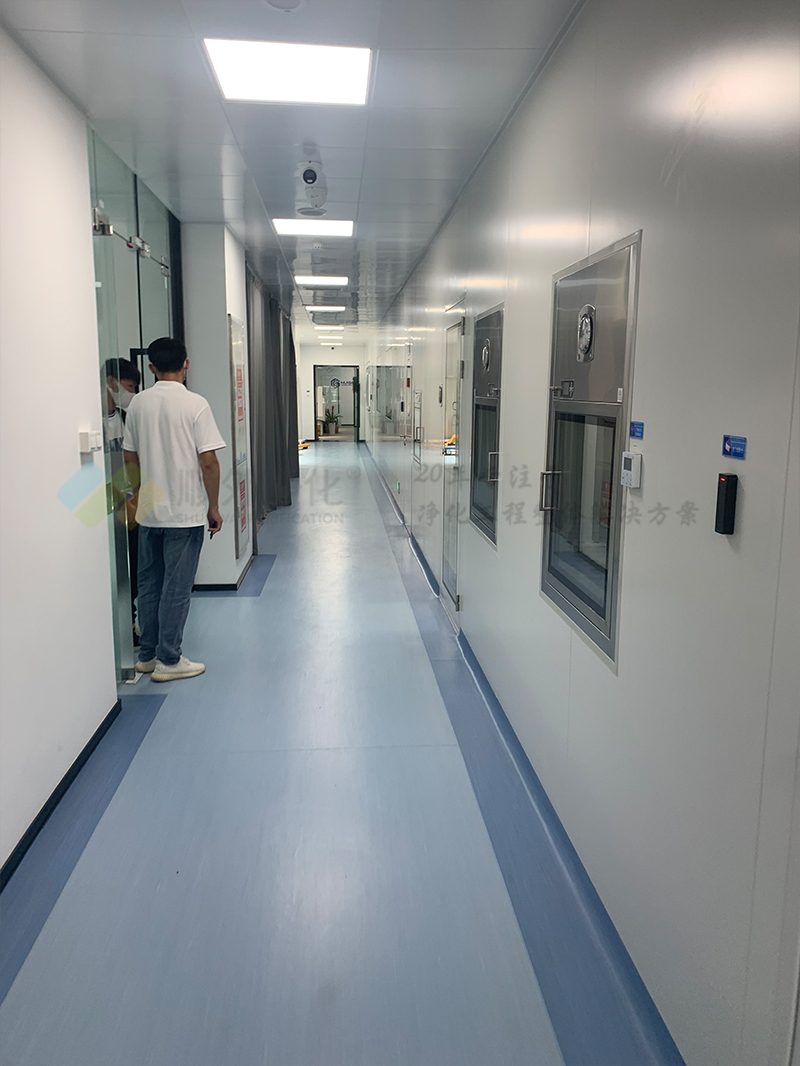 ������b��